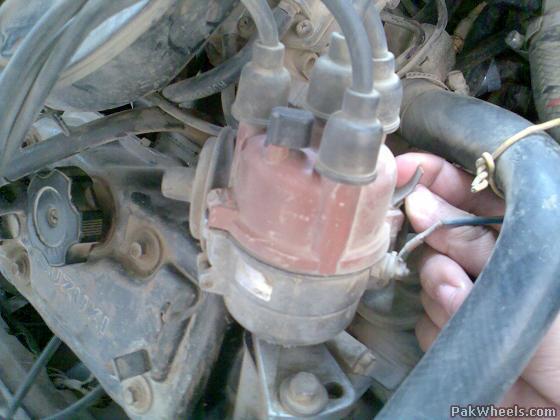 How to clean a distributor cap