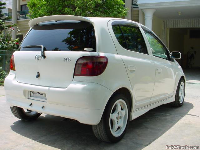 Toyota Vitz 99 for Sale ( U Grade) - In-Car Entertainment (ICE ...