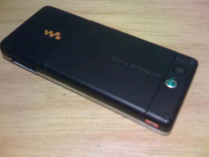 SONY ERICSSON W880i Specification 