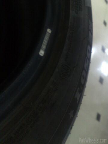 245/45r17 run flat tires