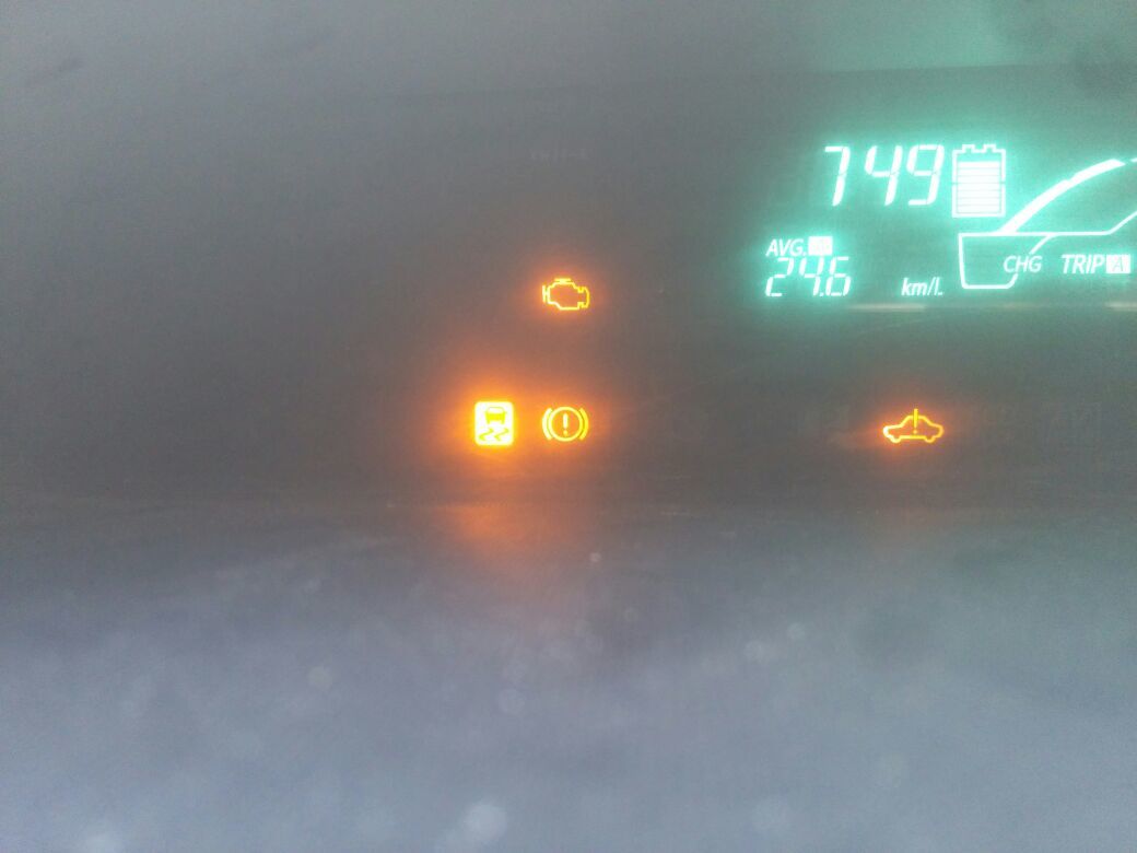 hybrid battery warning light