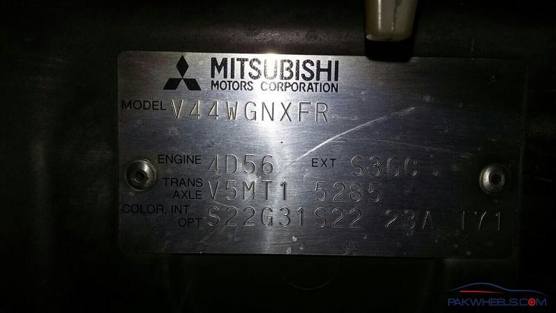 Mi vin. Mitsubishi Pajero Sport 3 VIN номера. VIN кузова Mitsubishi Pajero. VIN кузова Mitsubishi l200. Mitsubishi l200 3 поколение VIN.