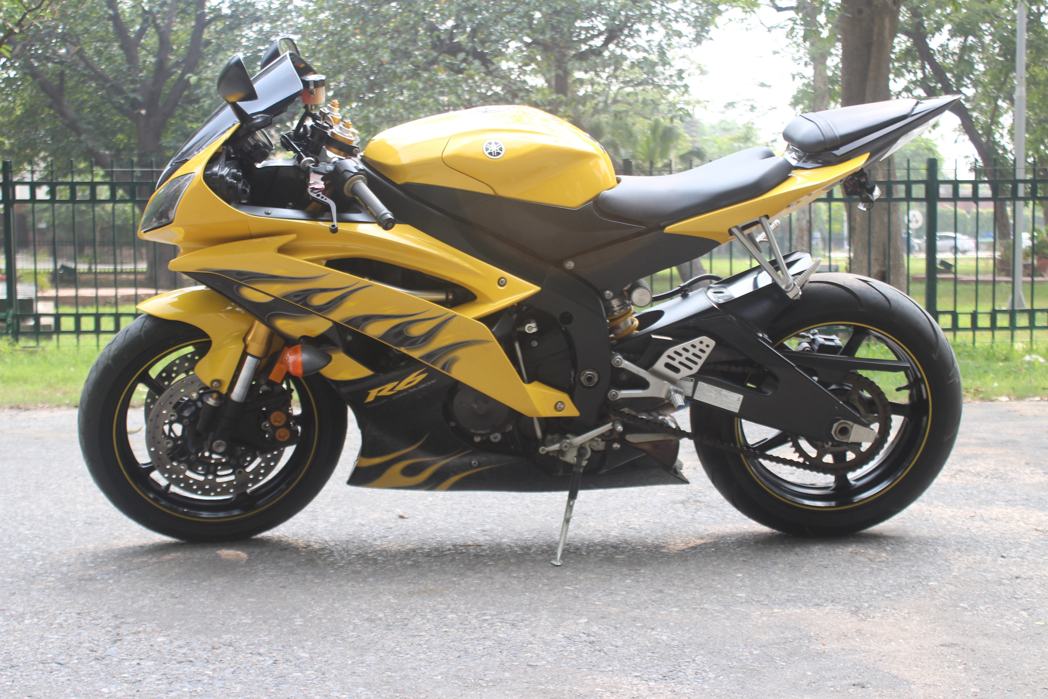 Talhadon - Yes! Yamaha YZF-R6 Flame Edition - Yamaha Bikes - PakWheels ...