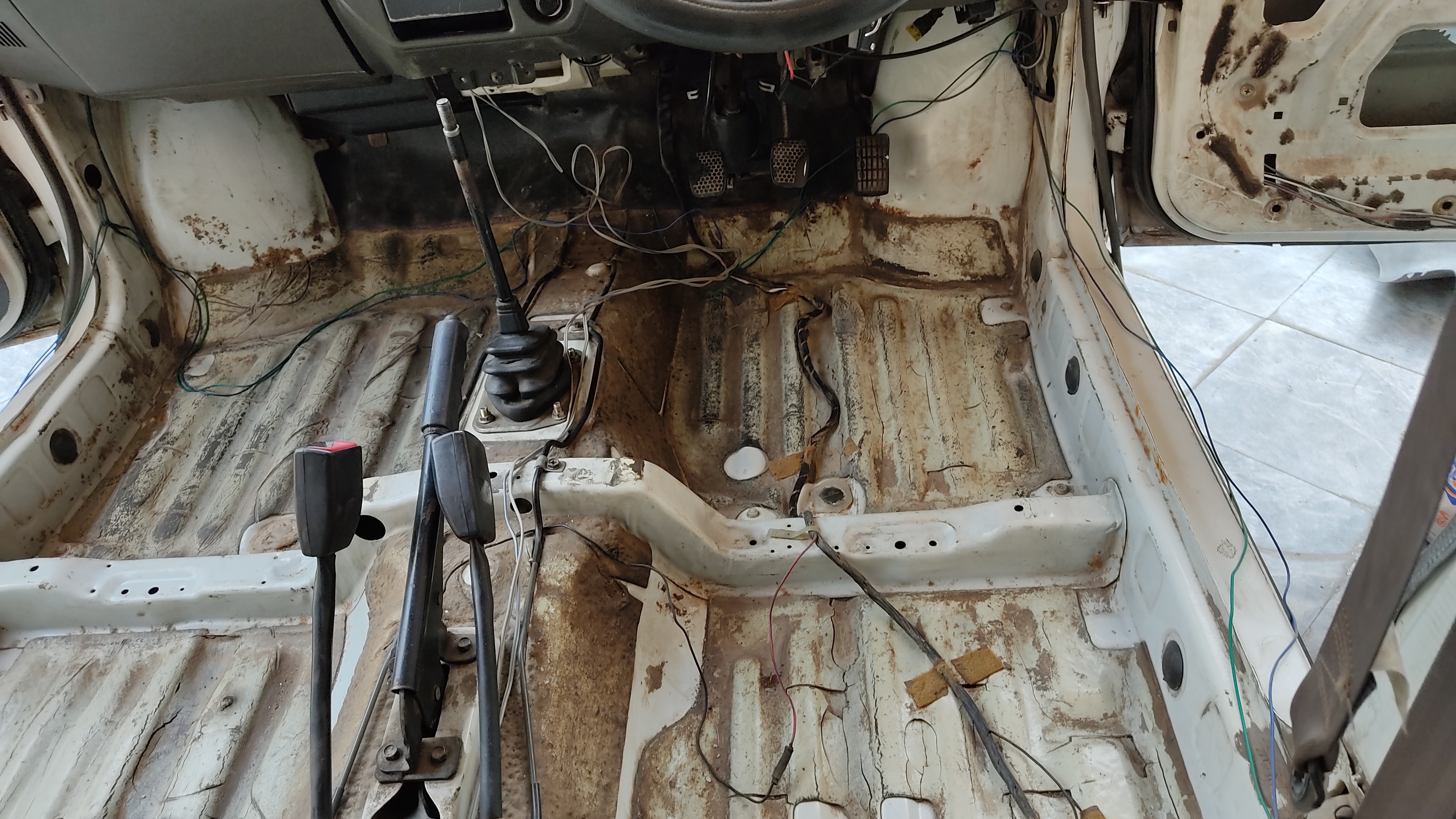 Suzuki mehran floor carpet discount
