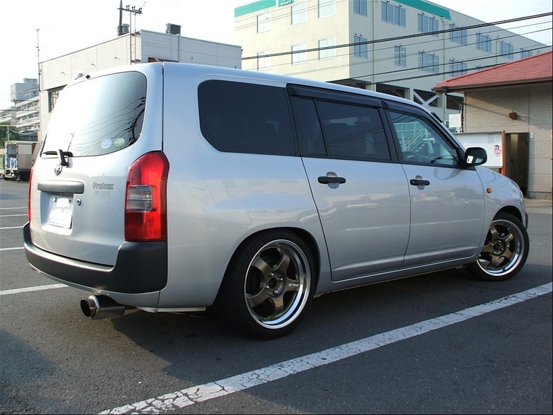 Диски на пробокс. Toyota Probox 2009. Toyota Probox 2016 Tuning. Toyota Probox 2015. Toyota Probox 2016 stance.